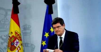 kormány