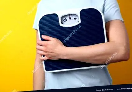 rendelkezik
