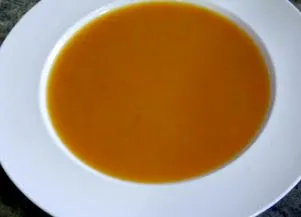 Зелена спаржа морквяний