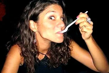 vélemény