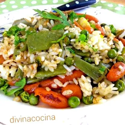 божествена