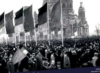 március