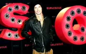 esquire gigandet