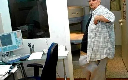 яєчках чоловіка