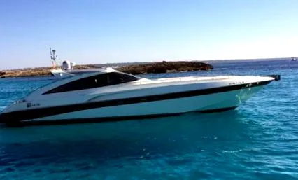 yacht