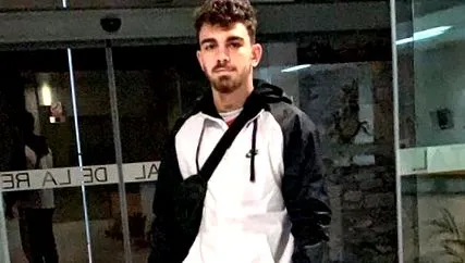 válaszol