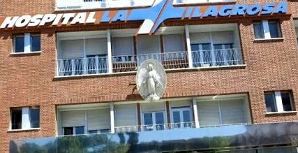 kórházat