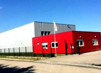 állványok