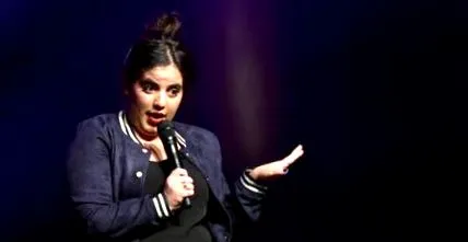 inès