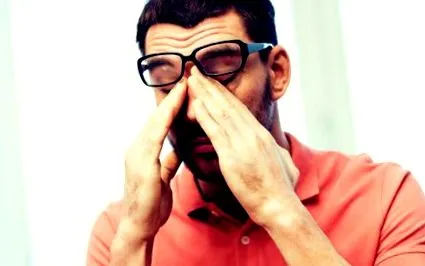 frecați keratoconus