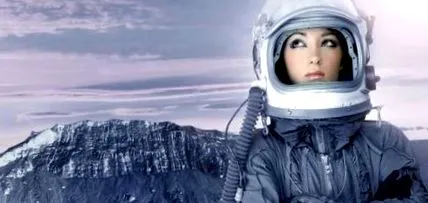 astronauților
