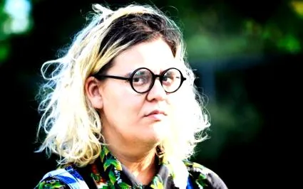 lesbiană vizibilă