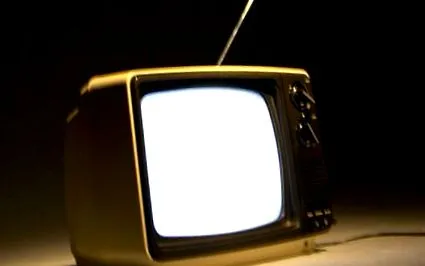 embert tévében