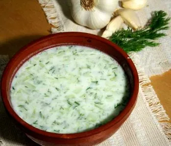 formájában