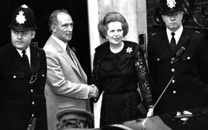 1982-es 1982-es
