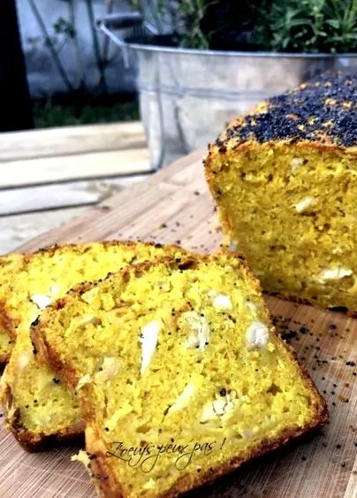 turmeric Într-un castron