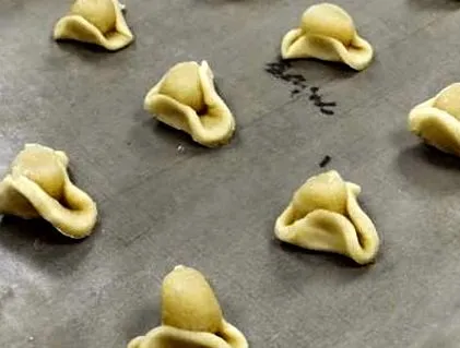 шапки