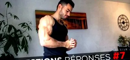întrebări