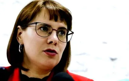 găsește