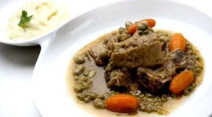 báránypörkölt