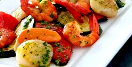 descoperă mare