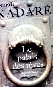 totalitárius