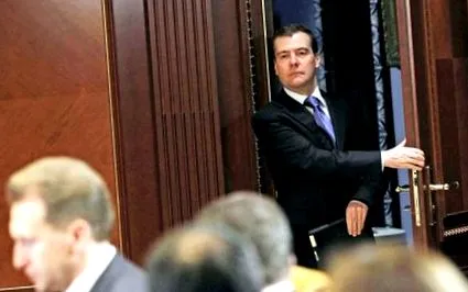 ratifică medvedev