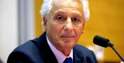 elmaradt rendtől