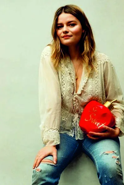 sabina gondoskodó