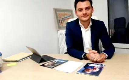 заместник дамиен