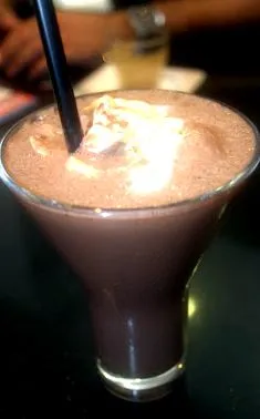става