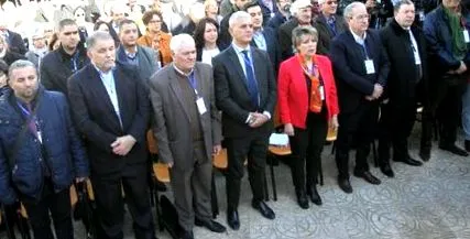 позицію приймати
