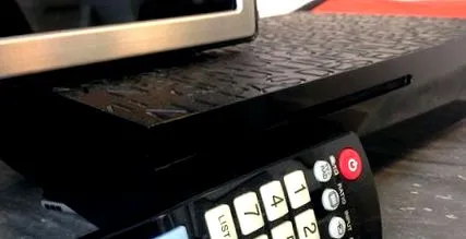 обществено излъчване освобождаване