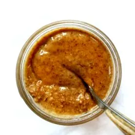 nucă