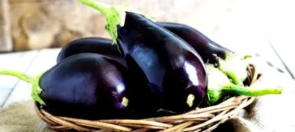 mănâncă