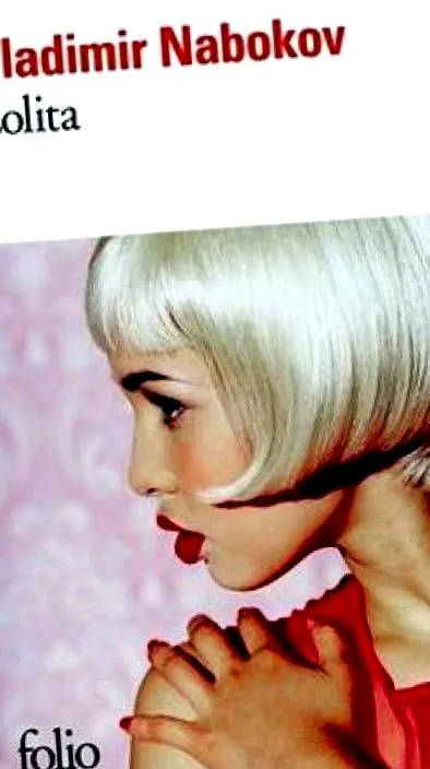 lolita provokatív