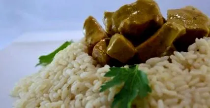 Sertés curry