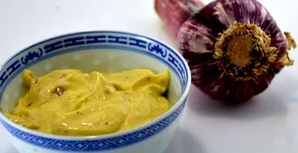 часниковий