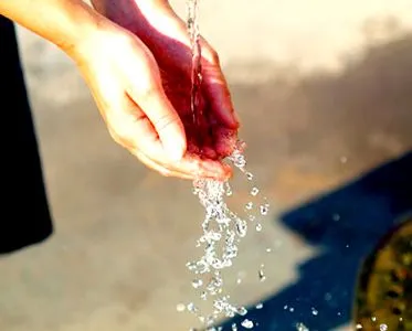 води