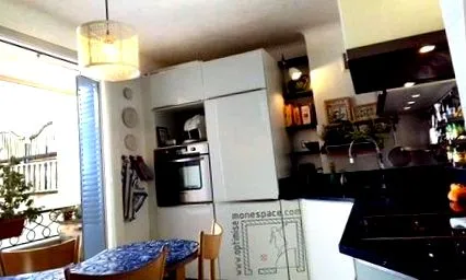 önálló választottak