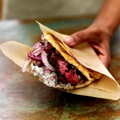 arepas carne