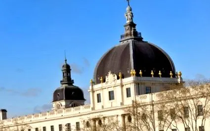 франція
