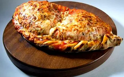 calzone sonkával
