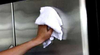 rozsdamentes acélt