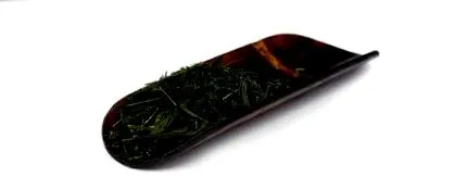 zöld