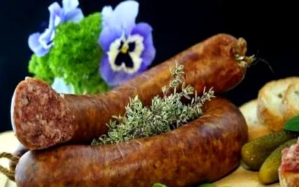 cârnaților