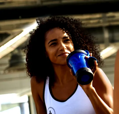 testében