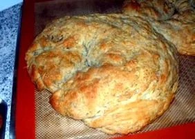 хліб салом