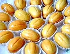 szakácskönyv