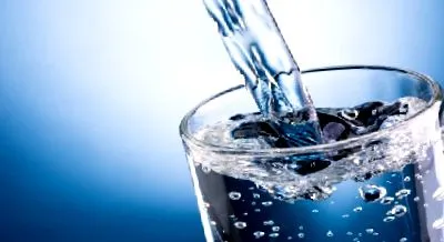 вода
